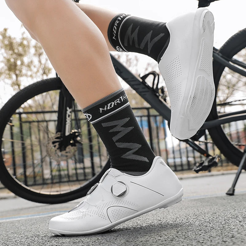 New unisex  leisure road mountain bike riding shoes four season  anti slip comfortable outdoor hard soled off-road riding shoes